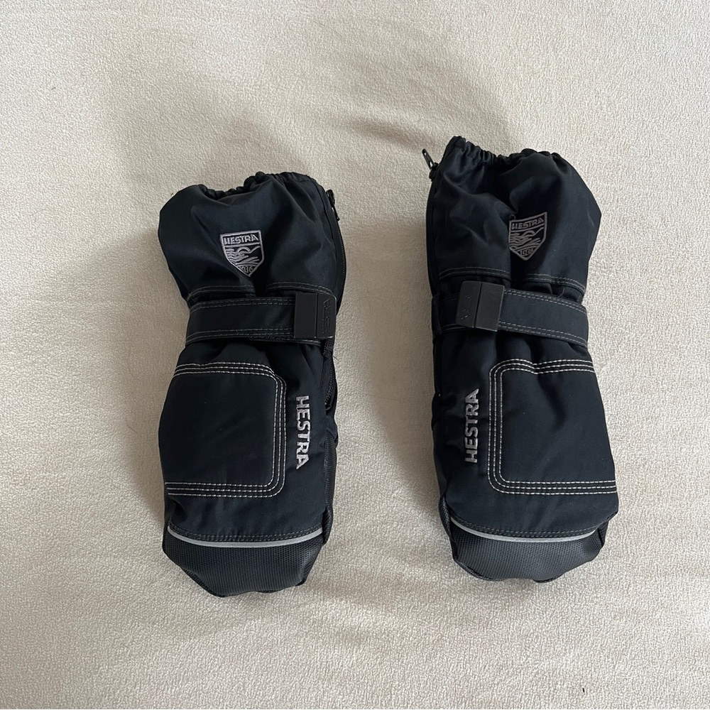 Hestra Kids Toddler Mittens Black & Grey Size 5